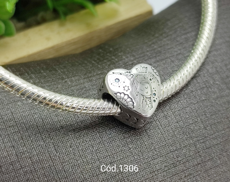 BERLOQUE CHARM  "NOSSA SENHORA CORAÇÃO" - PRATA 925