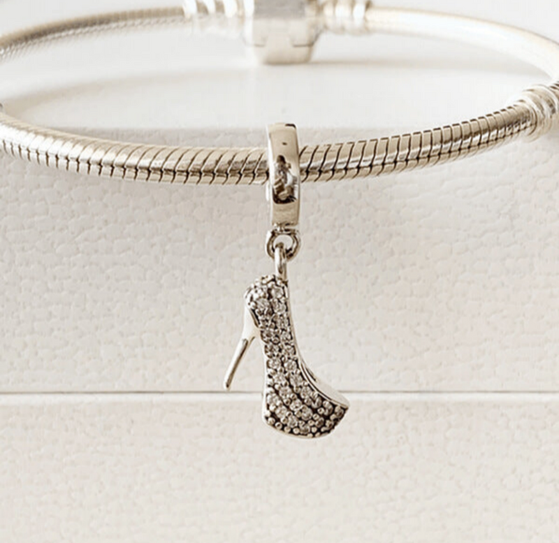 BERLOQUE CHARM  "SAPATO SALTO ALTO" / PRATA 925"
