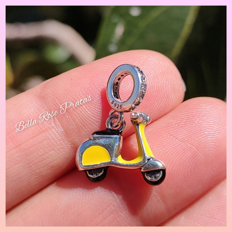 BERLOQUE CHARM PENDENTE "MOTO AMARELA" - PRATA 925